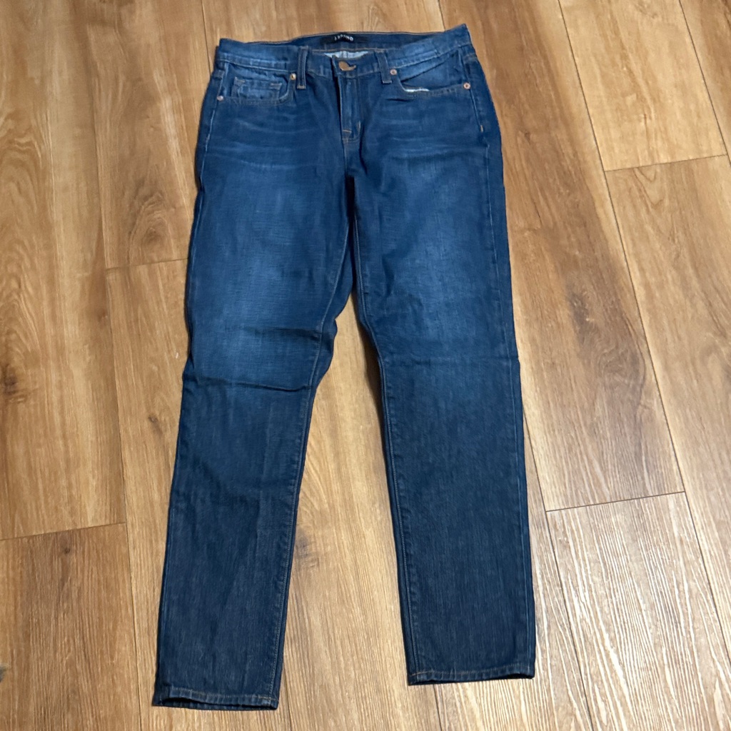 J Brand Womens Indigo Straight Leg Jeans J Brand Womens Indigo Straight Leg Jeans